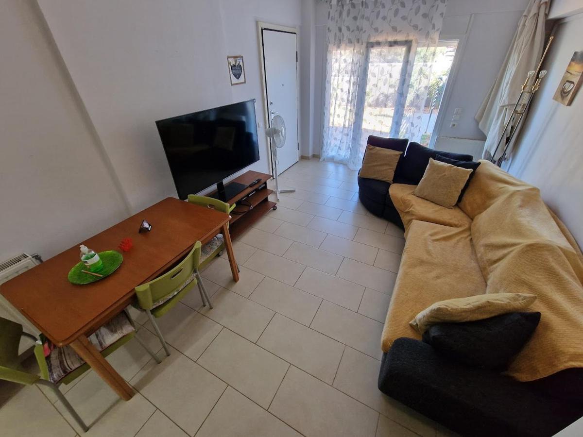 Harry'S Apartment Lagonisi Bagian luar foto
