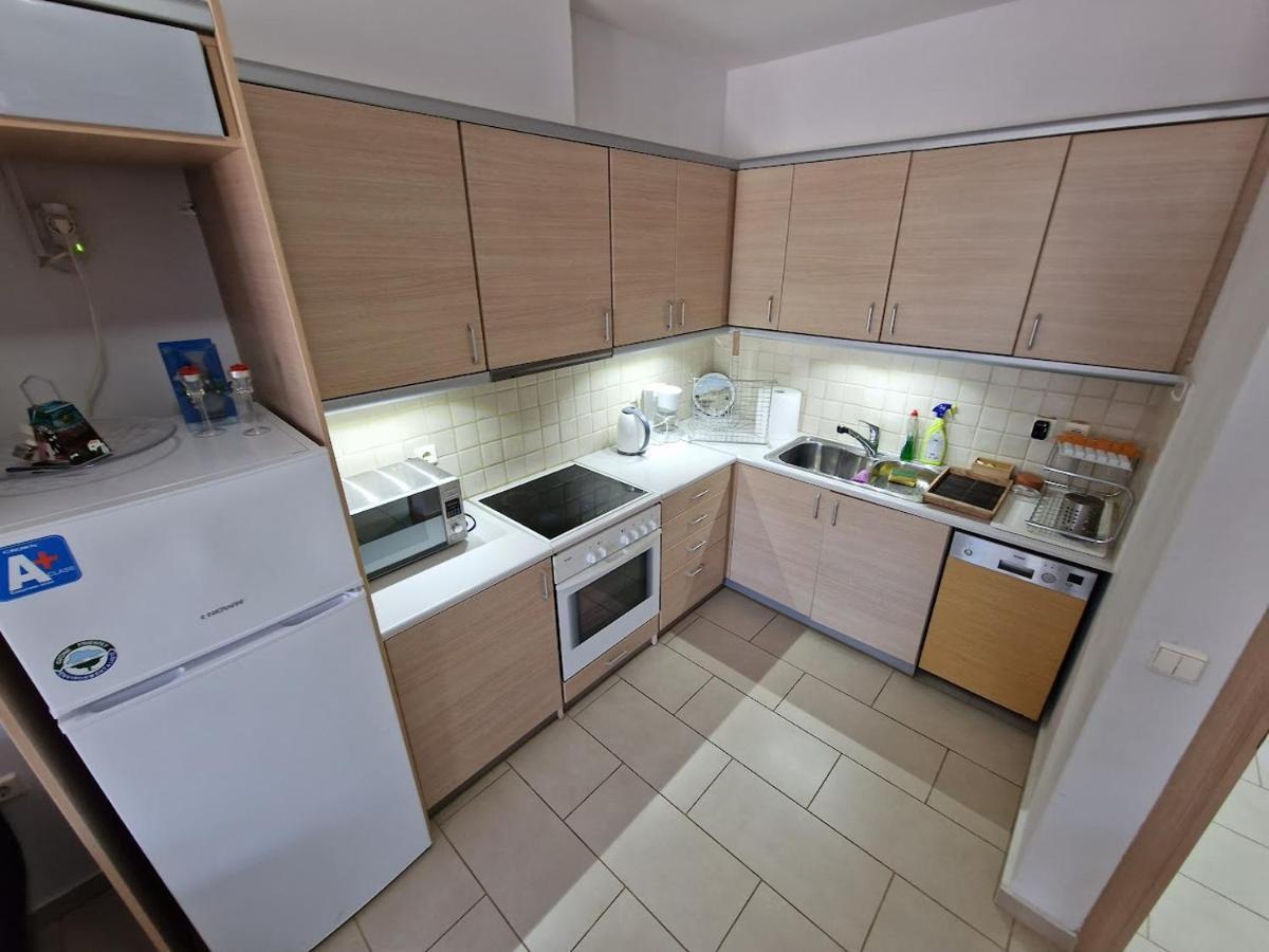 Harry'S Apartment Lagonisi Bagian luar foto